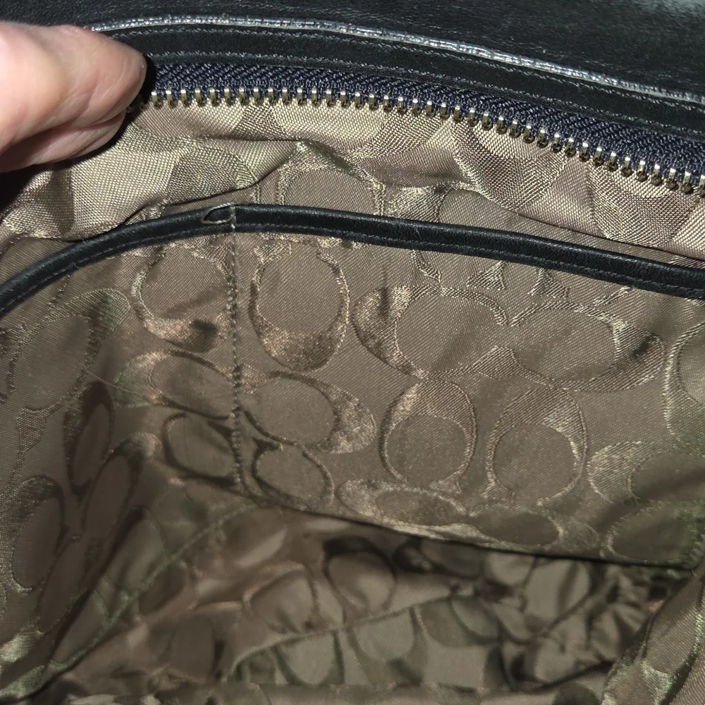 Coach Vintage Soho Legacy 9186 2001 Black Leather Bucket Bag $390 Retail GUC - Picture 12 of 16